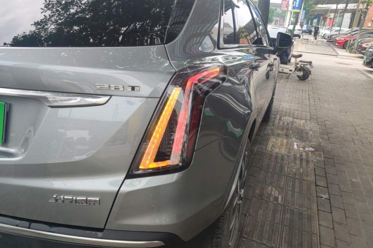 Used Cadillac XT5 2022 2.0T Four-Wheel Drive Luxury Version (Hummingbird Edition) Right Rear Taillight