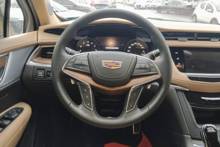 Used Cadillac XT5 2022 2.0T Four-Wheel Drive Platinum Edition Steering Wheel