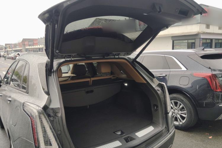 Used Cadillac XT5 2022 2.0T Four-Wheel Drive Platinum Edition Trunk