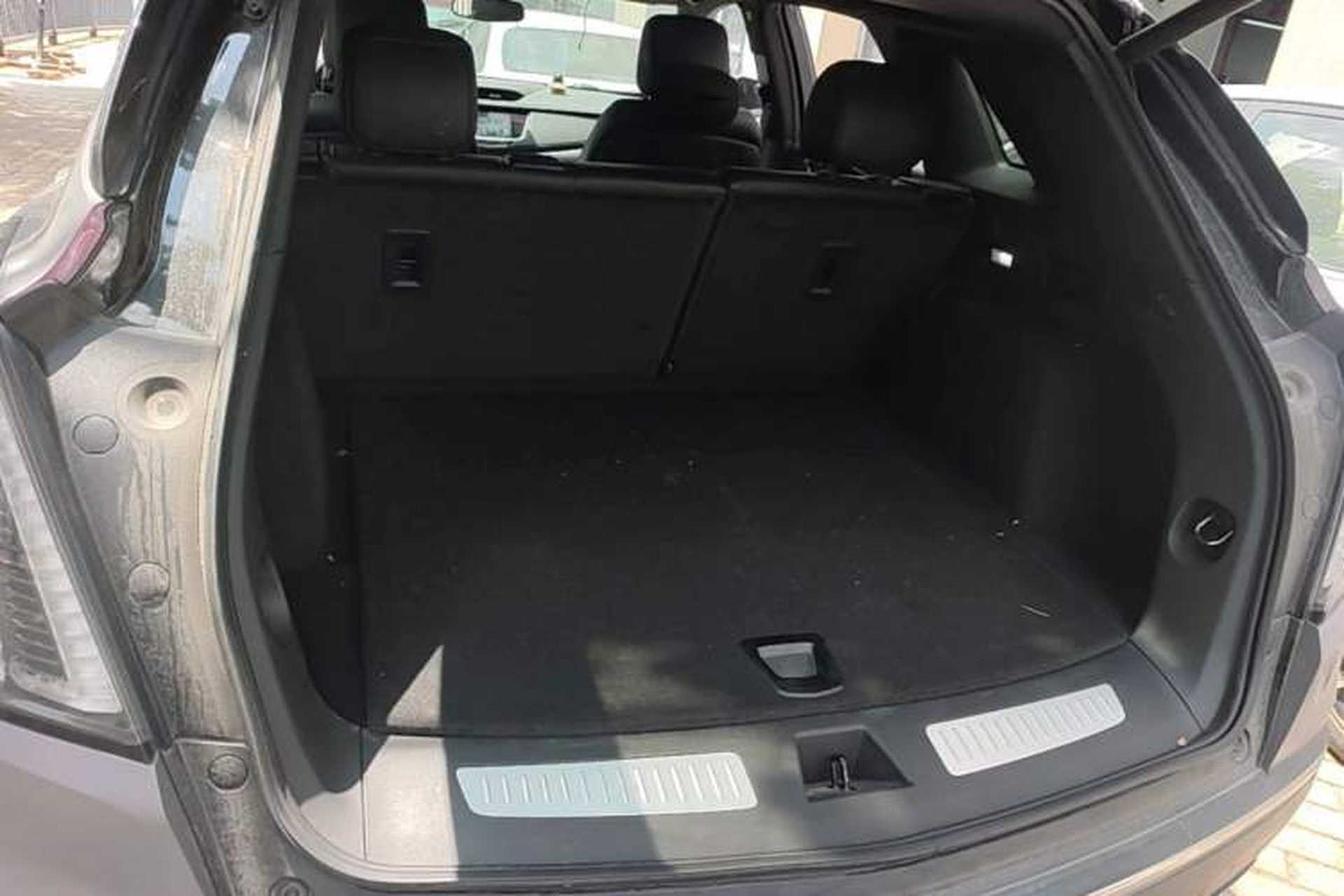 Used Cadillac XT5 2022 2.0T Four-Wheel Drive Premium Edition Trunk