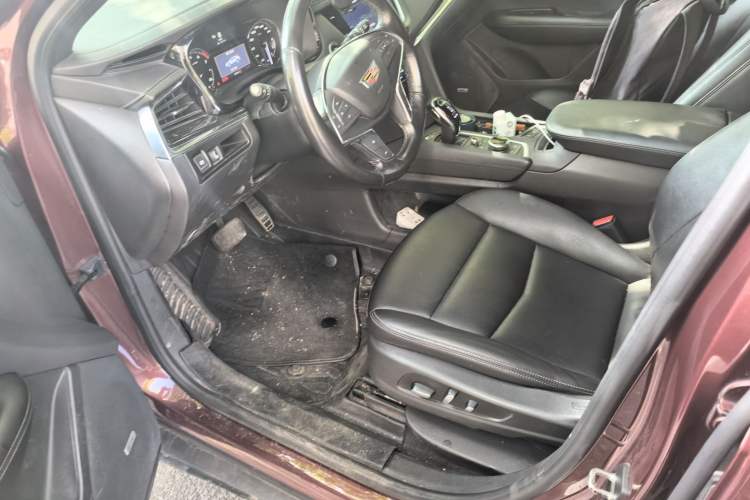Used Cadillac XT5 2022 2.0T Two-Wheel Drive Luxury Version Driver Seat
