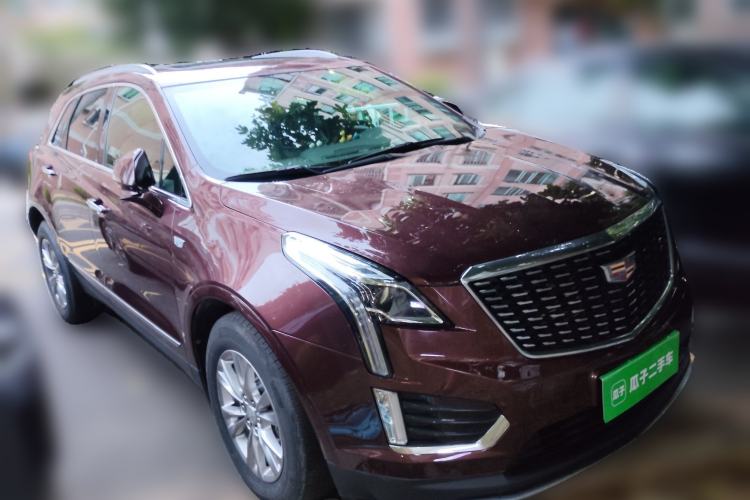 Used Cadillac XT5 2022 2.0T Two-Wheel Drive Luxury Version Front Right 45 Deg