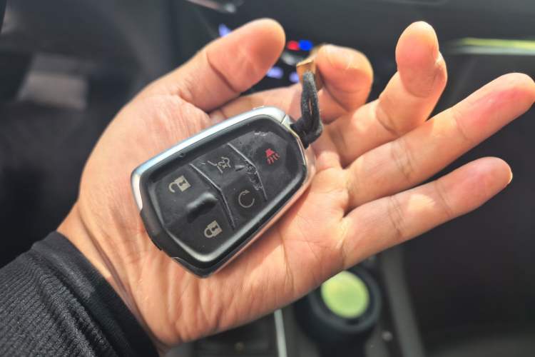 Used Cadillac XT5 2022 2.0T Two-Wheel Drive Luxury Version Vehicle Key