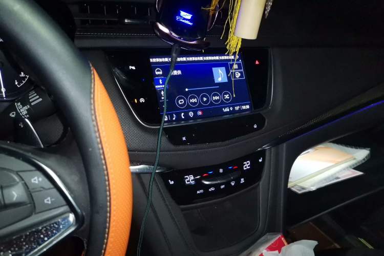 Used Cadillac XT5 2022 2.0T Four-Wheel Drive Luxury Version (Hummingbird Edition) Audio And AC Panel