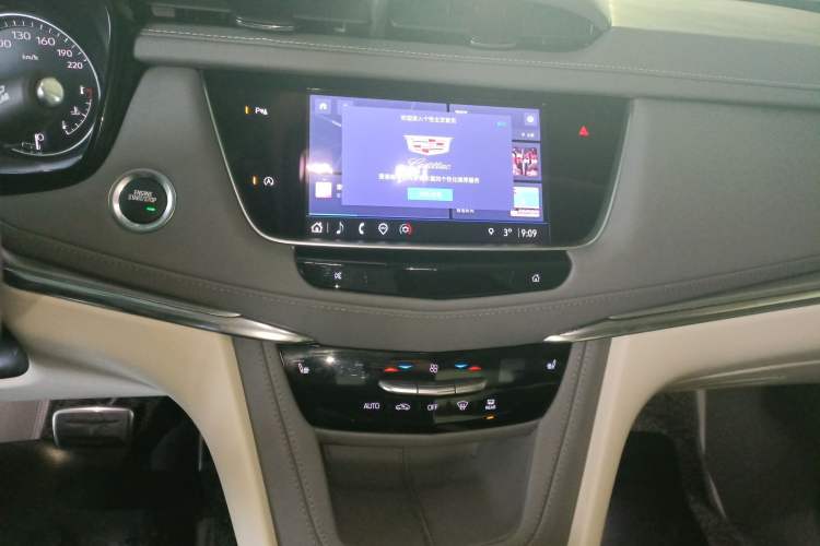 Used Cadillac XT5 2022 2.0T Four-Wheel Drive Luxury Version (Hummingbird Edition) Audio And AC Panel