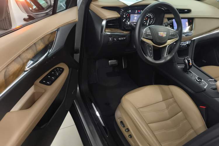 Used Cadillac XT5 2022 2.0T Four-Wheel Drive Platinum Edition Driver Seat