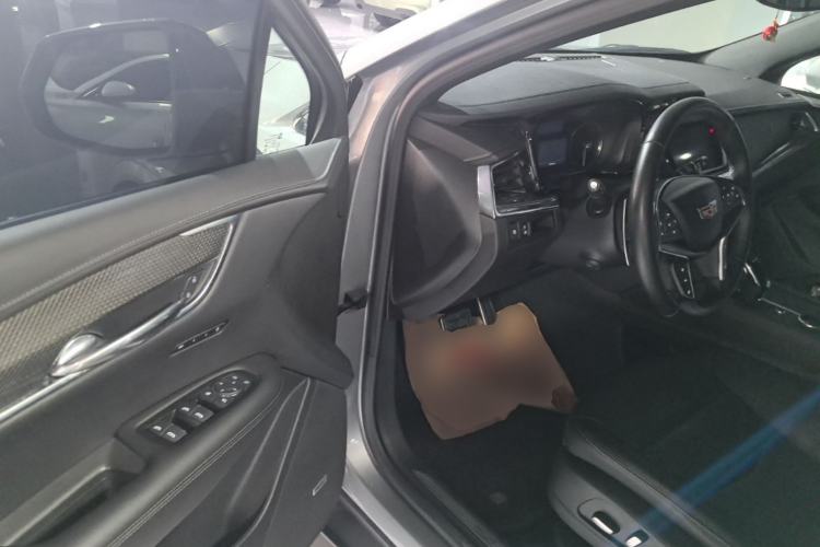 Used Cadillac XT5 2022 2.0T Four-Wheel Drive Luxury Version (Hummingbird Edition) Driver Seat