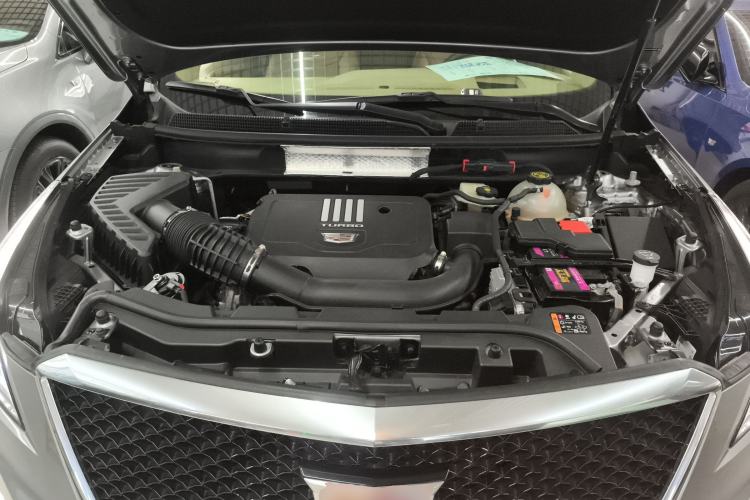Used Cadillac XT5 2022 2.0T Four-Wheel Drive Platinum Edition Engine Bay