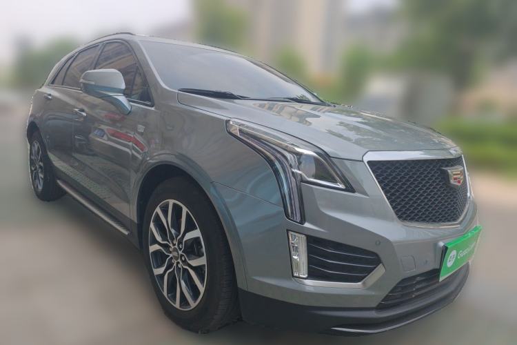 Used Cadillac XT5 2022 2.0T Four-Wheel Drive Luxury Version (Hummingbird Edition) Front Right 45 Deg