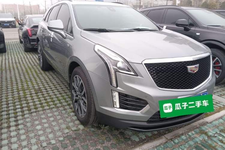 Used Cadillac XT5 2022 2.0T Four-Wheel Drive Luxury Version (Hummingbird Edition) Front Right 45 Deg