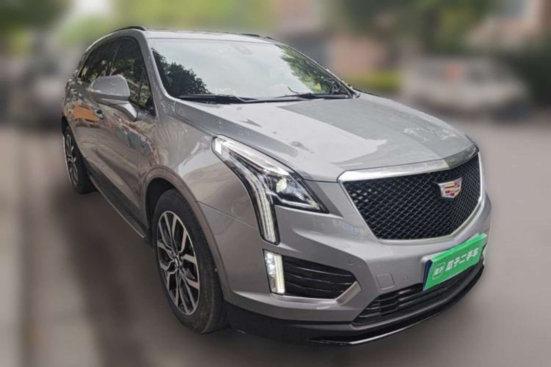 Used Cadillac XT5 2022 2.0T Four-Wheel Drive Luxury Version (Hummingbird Edition) Front Right 45 Deg