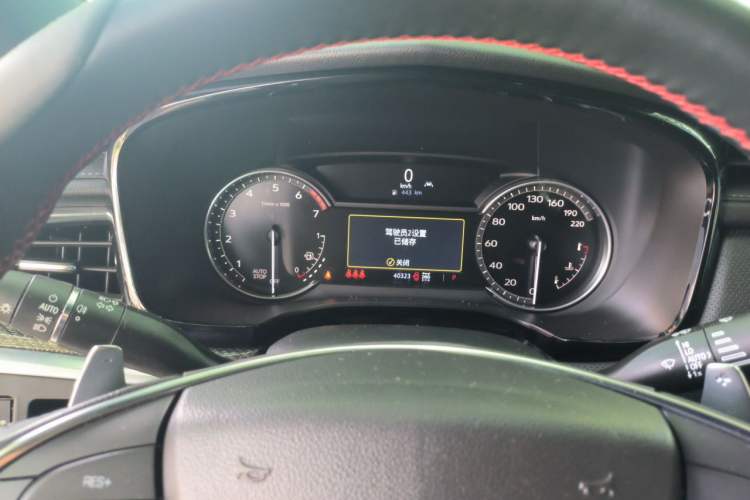 Used Cadillac XT5 2022 2.0T Four-Wheel Drive Luxury Version (Hummingbird Edition) Instrument Cluster