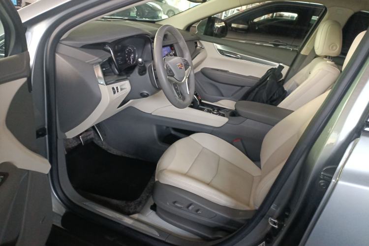 Used Cadillac XT5 2022 2.0T Four-Wheel Drive Luxury Version (Hummingbird Edition) Interior 3