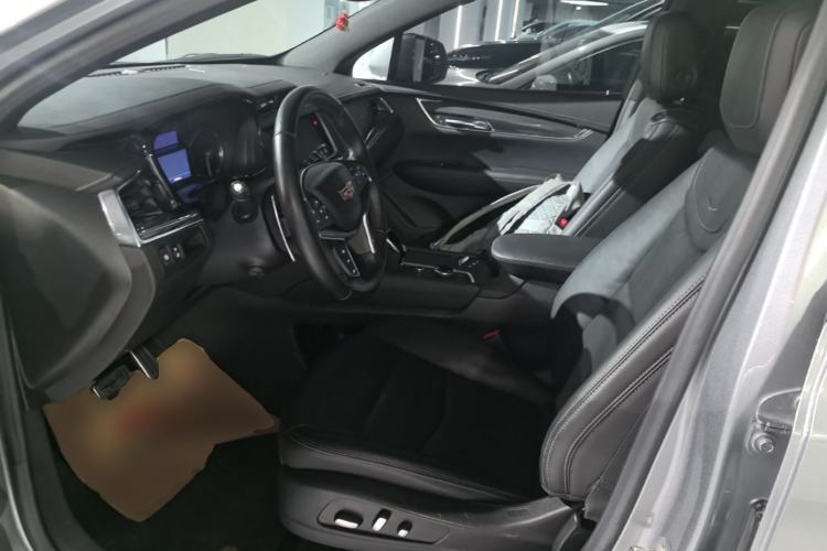 Used Cadillac XT5 2022 2.0T Four-Wheel Drive Luxury Version (Hummingbird Edition) Left Front Seat