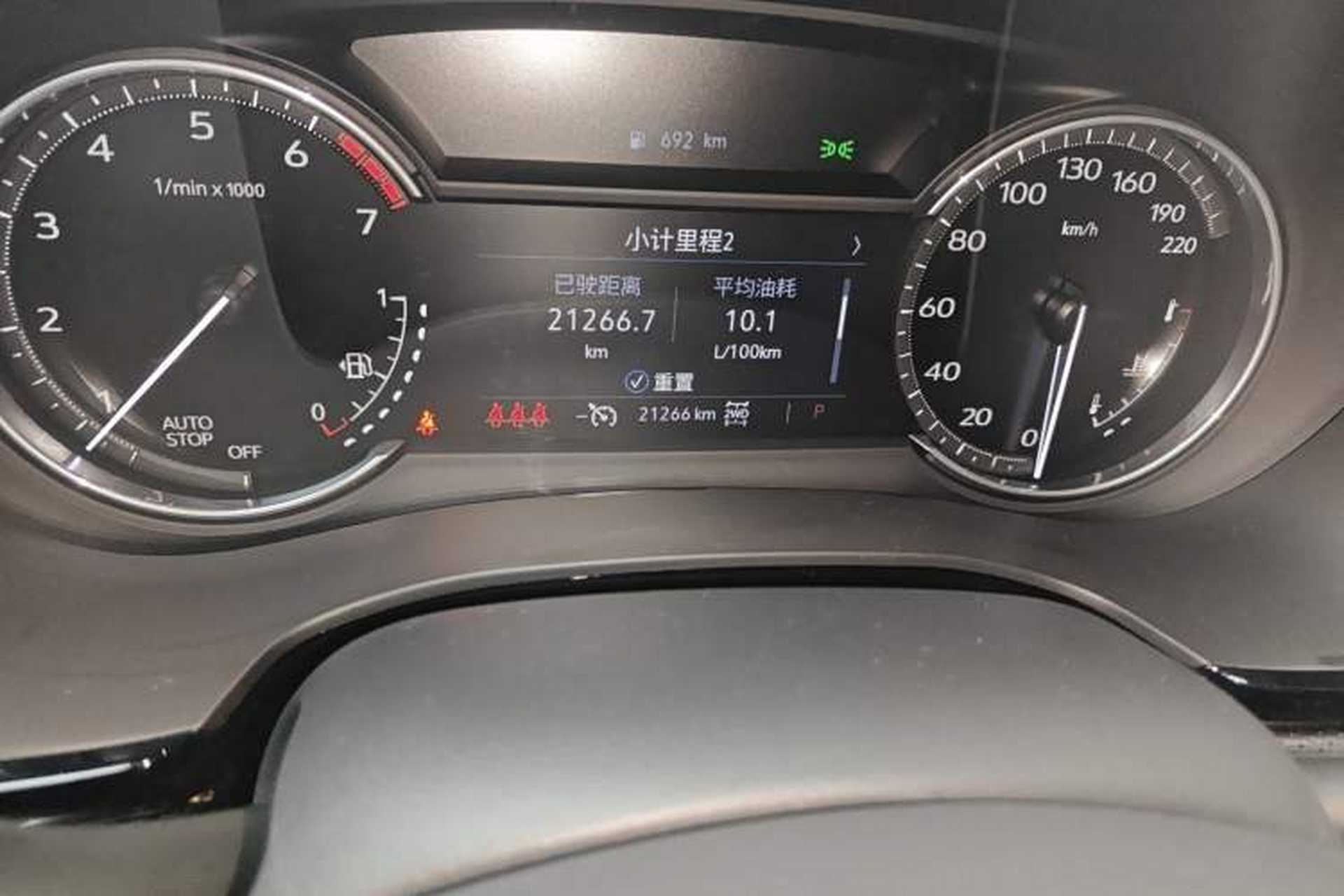 Used Cadillac XT5 2022 2.0T Four-Wheel Drive Luxury Version (Hummingbird Edition) Odometer Close Up