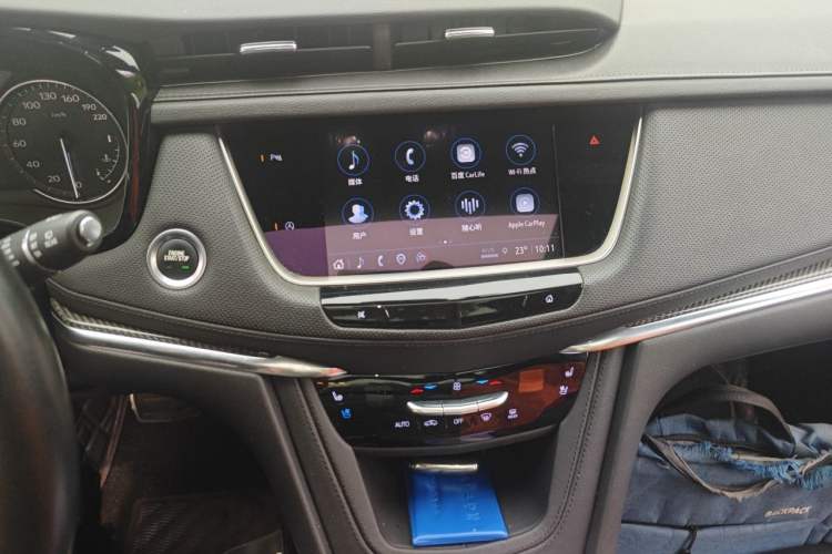 Used Cadillac XT5 2022 2.0T Four-Wheel Drive Premium Edition Audio And AC Panel