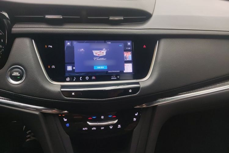 Used Cadillac XT5 2022 2.0T Four-Wheel Drive Premium Edition Audio And AC Panel