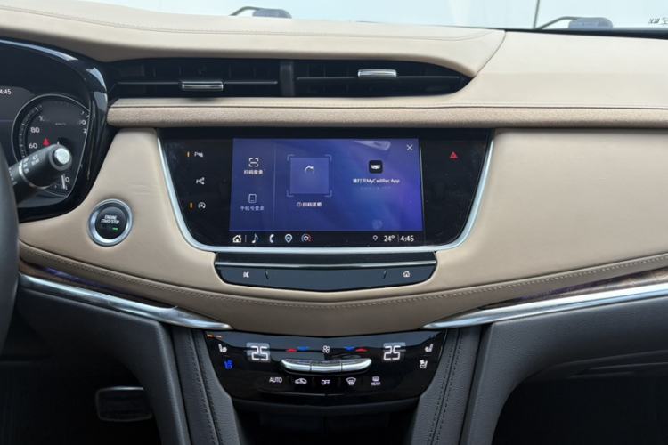 Used Cadillac XT5 2022 2.0T Four-Wheel Drive Platinum Edition Audio And AC Panel