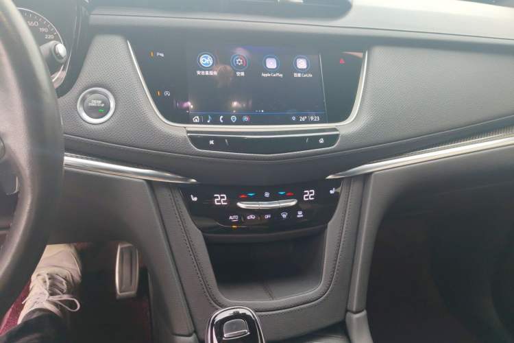 Used Cadillac XT5 2022 2.0T Four-Wheel Drive Premium Edition Audio And AC Panel