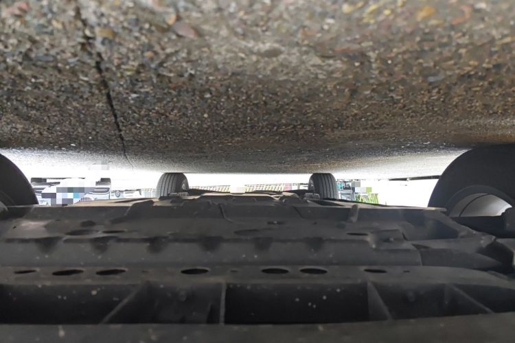 Used Cadillac XT5 2022 2.0T Two-Wheel Drive Luxury Version Chassis Front