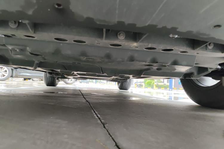 Used Cadillac XT5 2022 2.0T Two-Wheel Drive Luxury Version Chassis Front