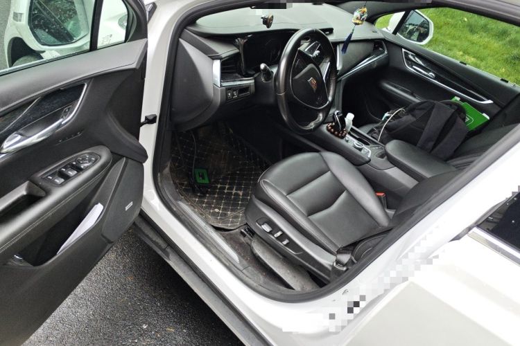 Used Cadillac XT5 2022 2.0T Two-Wheel Drive Luxury Version Driver Seat