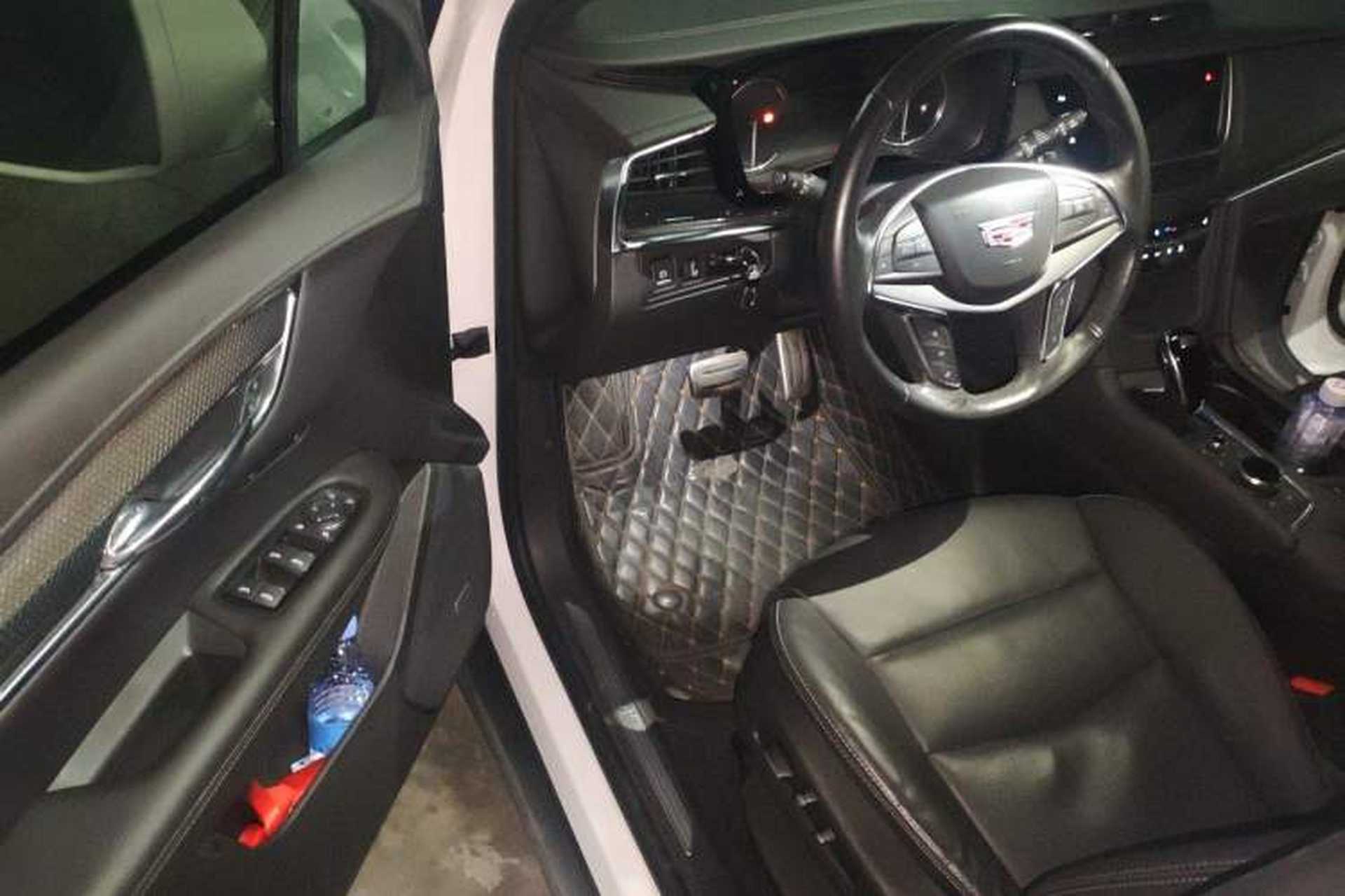 Used Cadillac XT5 2022 2.0T Four-Wheel Drive Luxury Version (Hummingbird Edition) Driver Seat