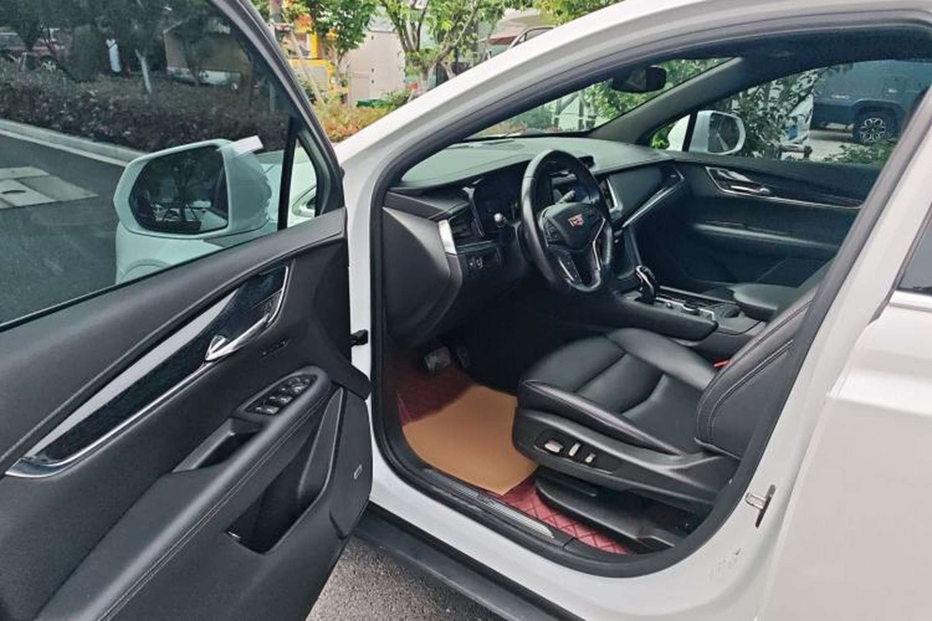 Used Cadillac XT5 2022 2.0T Two-Wheel Drive Luxury Version Driver Seat