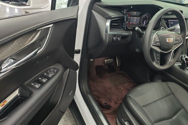 Used Cadillac XT5 2022 2.0T Four-Wheel Drive Luxury Version (Hummingbird Edition) Driver Seat