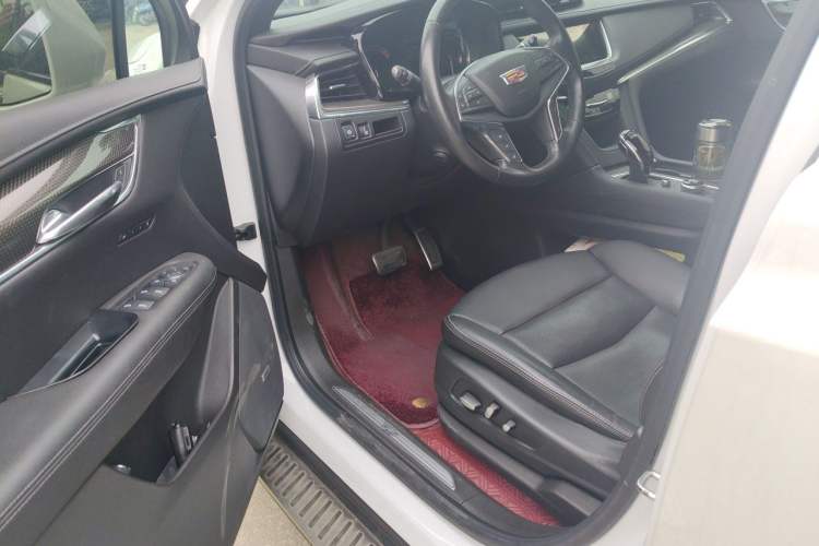 Used Cadillac XT5 2022 2.0T Four-Wheel Drive Premium Edition Driver Seat