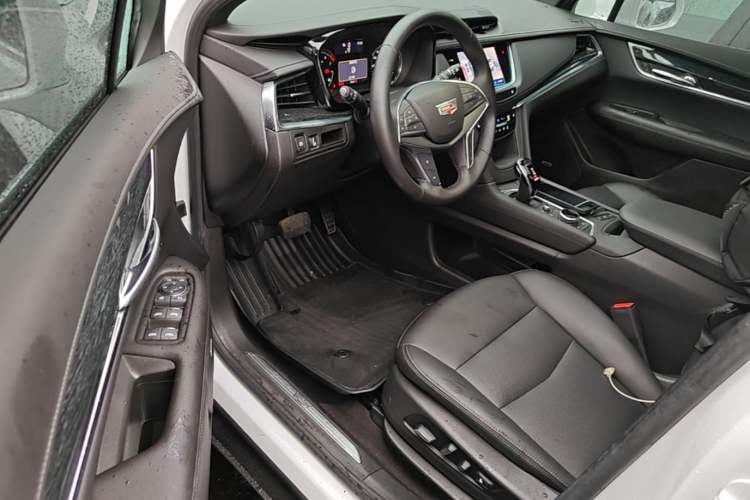 Used Cadillac XT5 2022 2.0T Two-Wheel Drive Luxury Version Driver Seat
