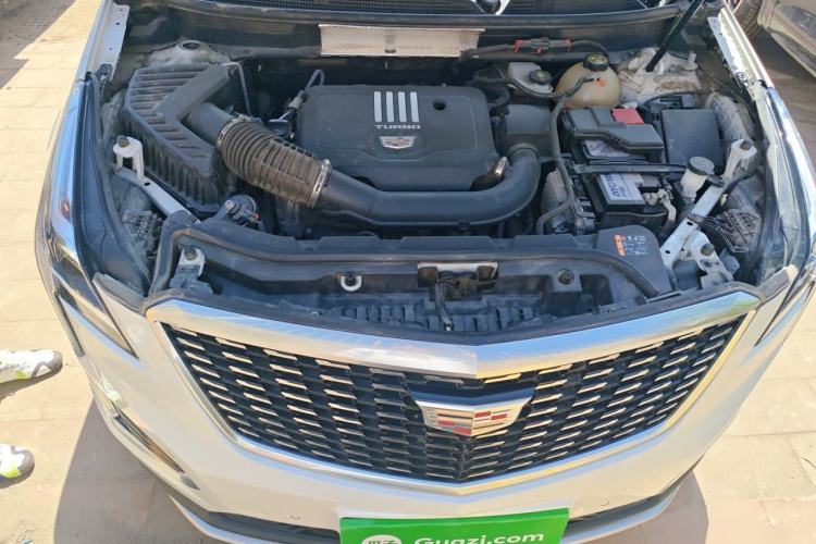 Used Cadillac XT5 2022 2.0T Two-Wheel Drive Luxury Version Engine Bay