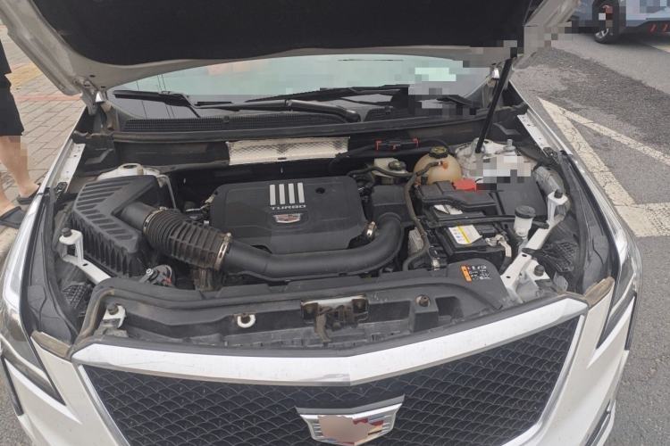 Used Cadillac XT5 2022 2.0T Four-Wheel Drive Premium Edition Engine Bay