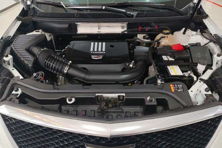 Used Cadillac XT5 2022 2.0T Four-Wheel Drive Luxury Version (Hummingbird Edition) Engine Bay