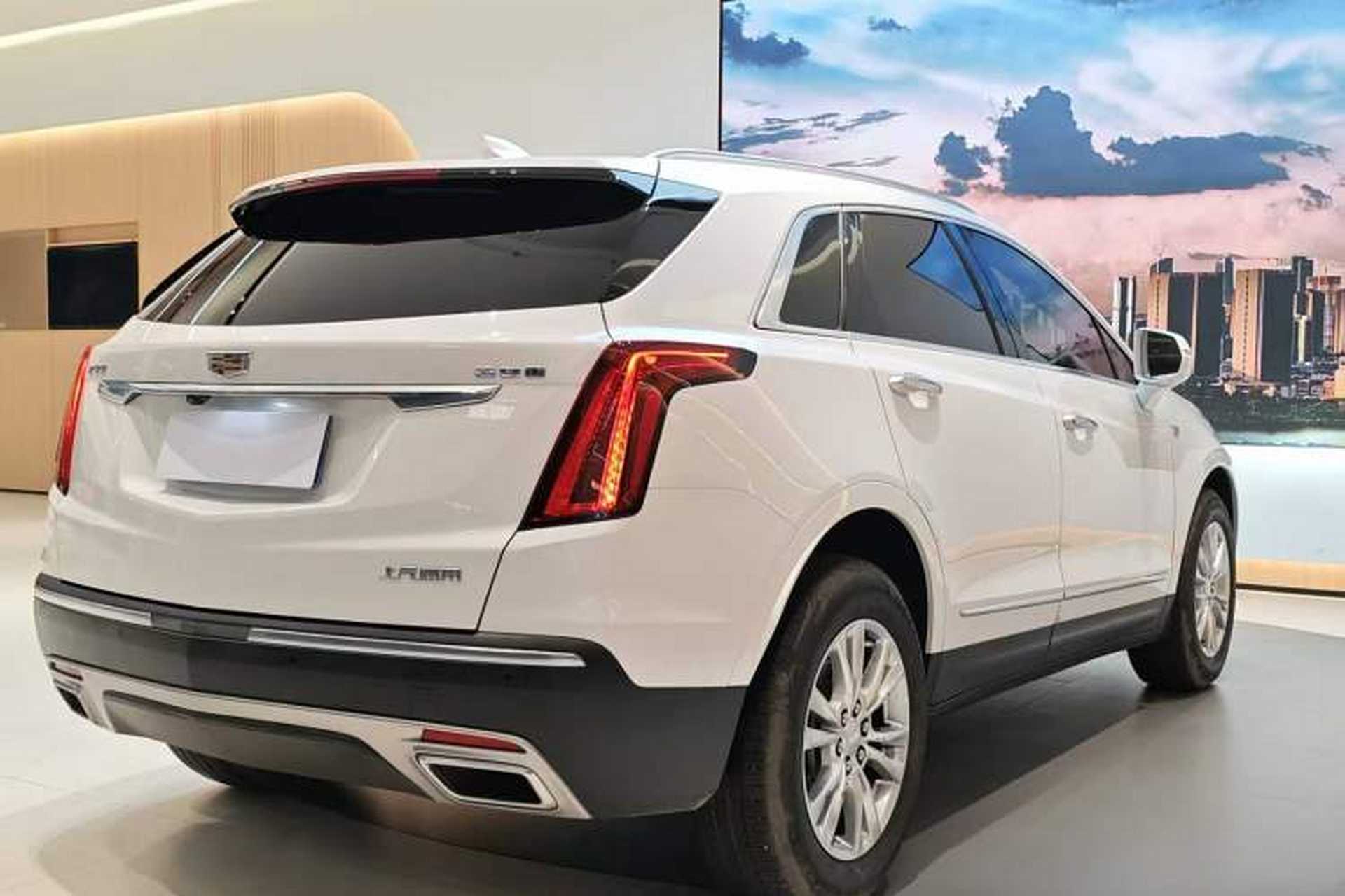 Used Cadillac XT5 2022 2.0T Two-Wheel Drive Luxury Version Exterior 4