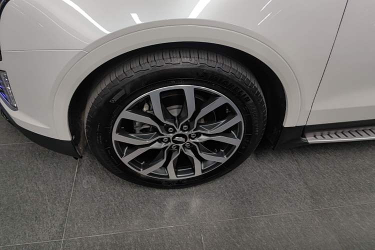 Used Cadillac XT5 2022 2.0T Four-Wheel Drive Luxury Version (Hummingbird Edition) Exterior 4