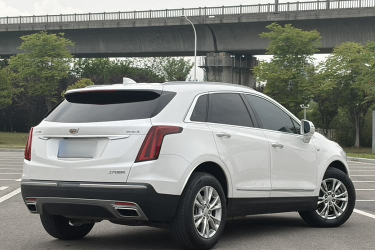Used Cadillac XT5 2022 2.0T Two-Wheel Drive Luxury Version Exterior 5