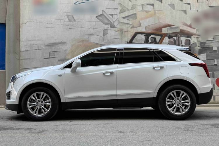 Used Cadillac XT5 2022 2.0T Two-Wheel Drive Luxury Version Exterior 5