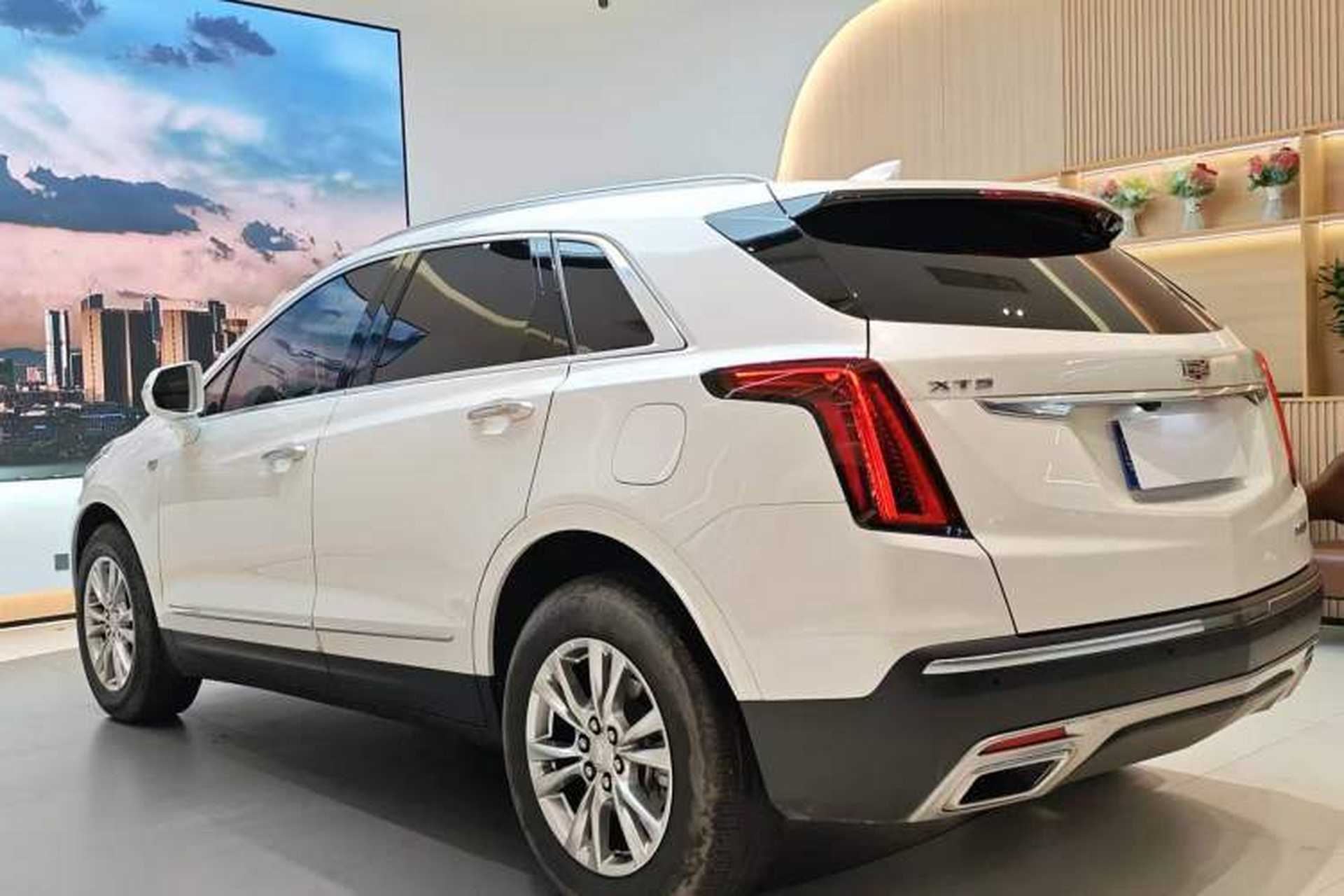 Used Cadillac XT5 2022 2.0T Two-Wheel Drive Luxury Version Exterior 6