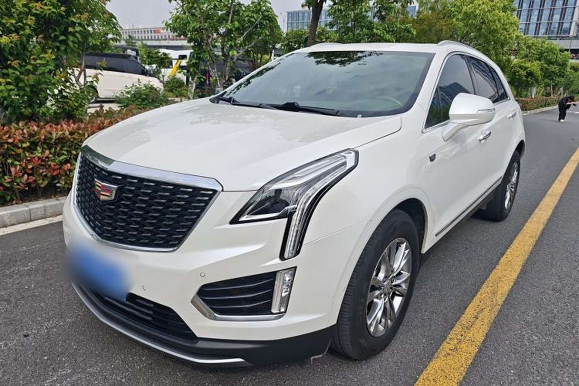 Used Cadillac XT5 2022 2.0T Two-Wheel Drive Luxury Version Front Left 45 Deg