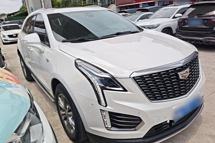 Used Cadillac XT5 2022 2.0T Two-Wheel Drive Luxury Version Front Right 45 Deg
