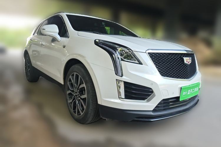 Used Cadillac XT5 2022 2.0T Four-Wheel Drive Luxury Version (Hummingbird Edition) Front Right 45 Deg