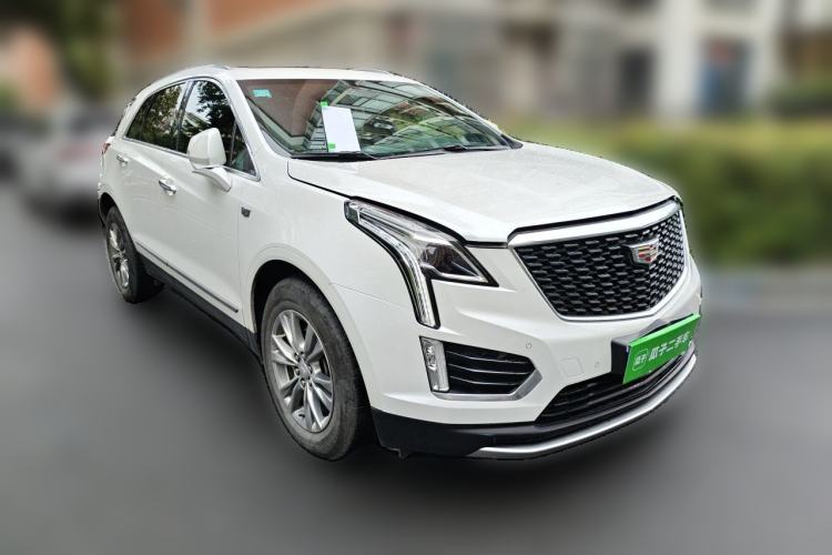 Used Cadillac XT5 2022 2.0T Two-Wheel Drive Luxury Version Front Right 45 Deg