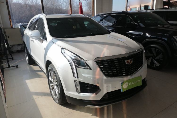 Used Cadillac XT5 2022 2.0T Two-Wheel Drive Luxury Version Front Right 45 Deg