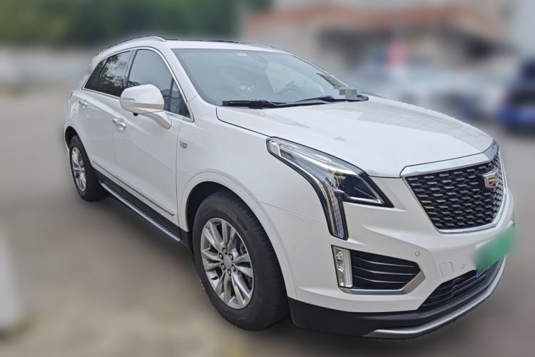 Used Cadillac XT5 2022 2.0T Two-Wheel Drive Luxury Version Front Right 45 Deg