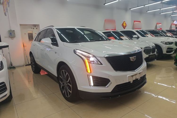 Used Cadillac XT5 2022 2.0T Four-Wheel Drive Luxury Version (Hummingbird Edition) Front Right 45 Deg
