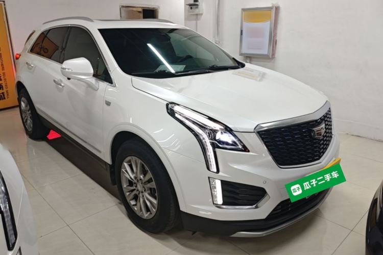 Used Cadillac XT5 2022 2.0T Two-Wheel Drive Luxury Version Front Right 45 Deg