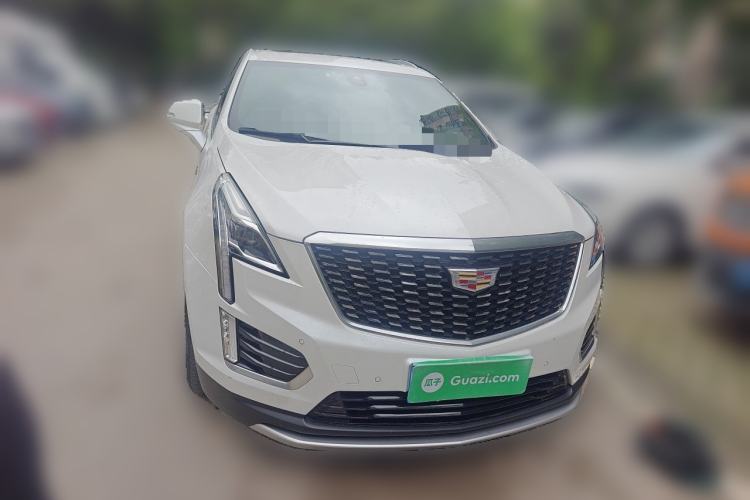 Used Cadillac XT5 2022 2.0T Two-Wheel Drive Luxury Version Front Right 45 Deg