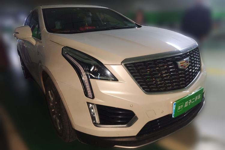 Used Cadillac XT5 2022 2.0T Two-Wheel Drive Luxury Version Front Right 45 Deg