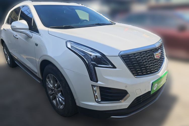 Used Cadillac XT5 2022 2.0T Four-Wheel Drive Luxury Version (Hummingbird Edition) Front Right 45 Deg